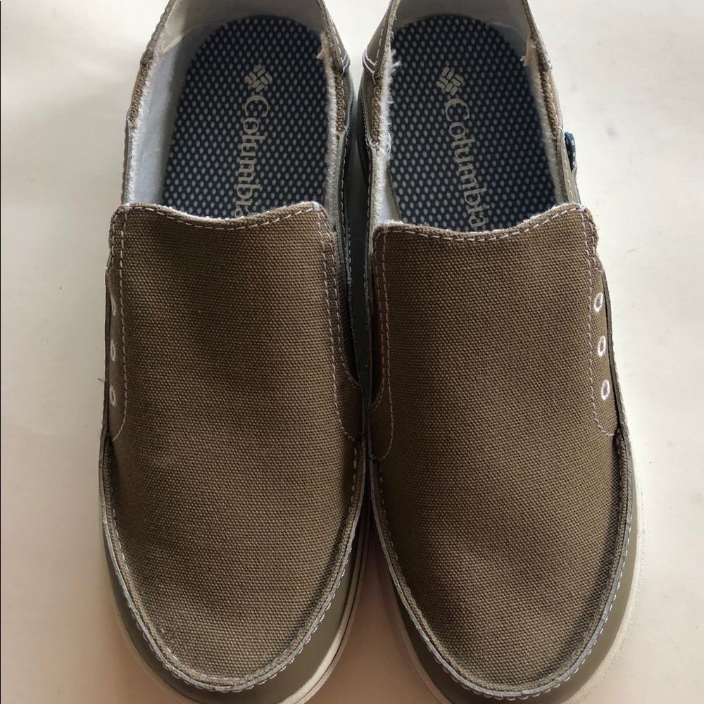 NWOT Columbia Shoes
